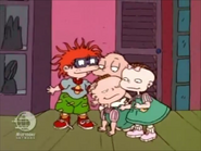 Rugrats - Babysitting Fluffy 423