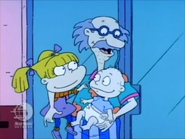 Rugrats - Grandpa Moves Out 520