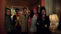 Runaways-110-065-Gert-Alex-Chase-Molly-Nico~Vaughn