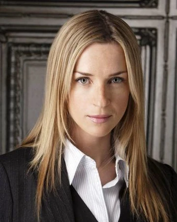 Ever Carradine Runaways Wiki Fandom Juni 2009 in bangkok, thailand … ever carradine runaways wiki fandom