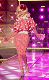 Signature Show-Stopping Drag Look