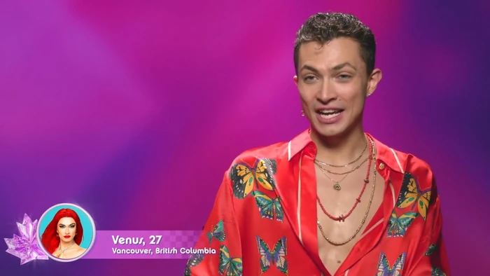 VenusConfessionalLook