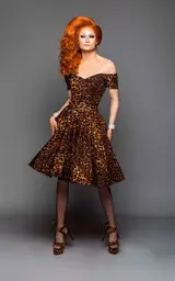 ScarlettHarlettEntranceLook.webp (125 KB) Entrance Look