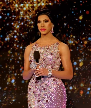 LaValdiMissUniversoLook1