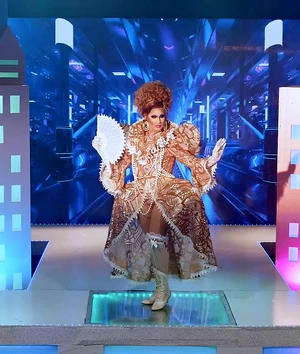 AngelinaBeeExtElegLook