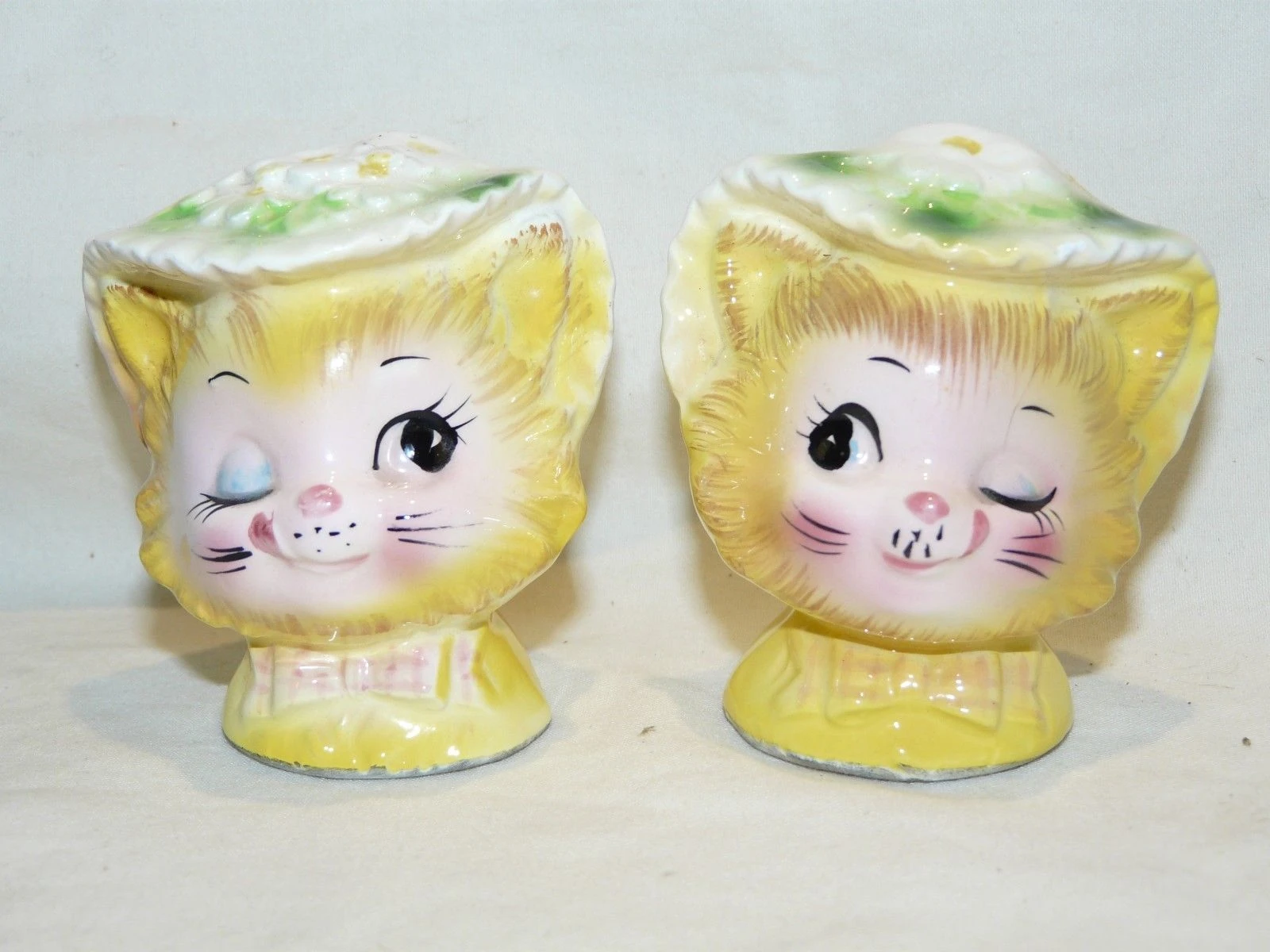 1950's Enesco Miss Priss Winking Yellow Kitty Cats Salt and Pepper