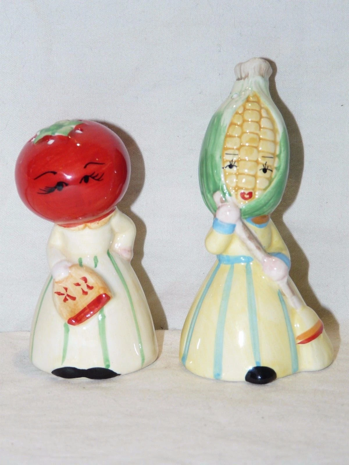 Napcoware Anthropomorphic Corn and Tomato Head Girl Salt and