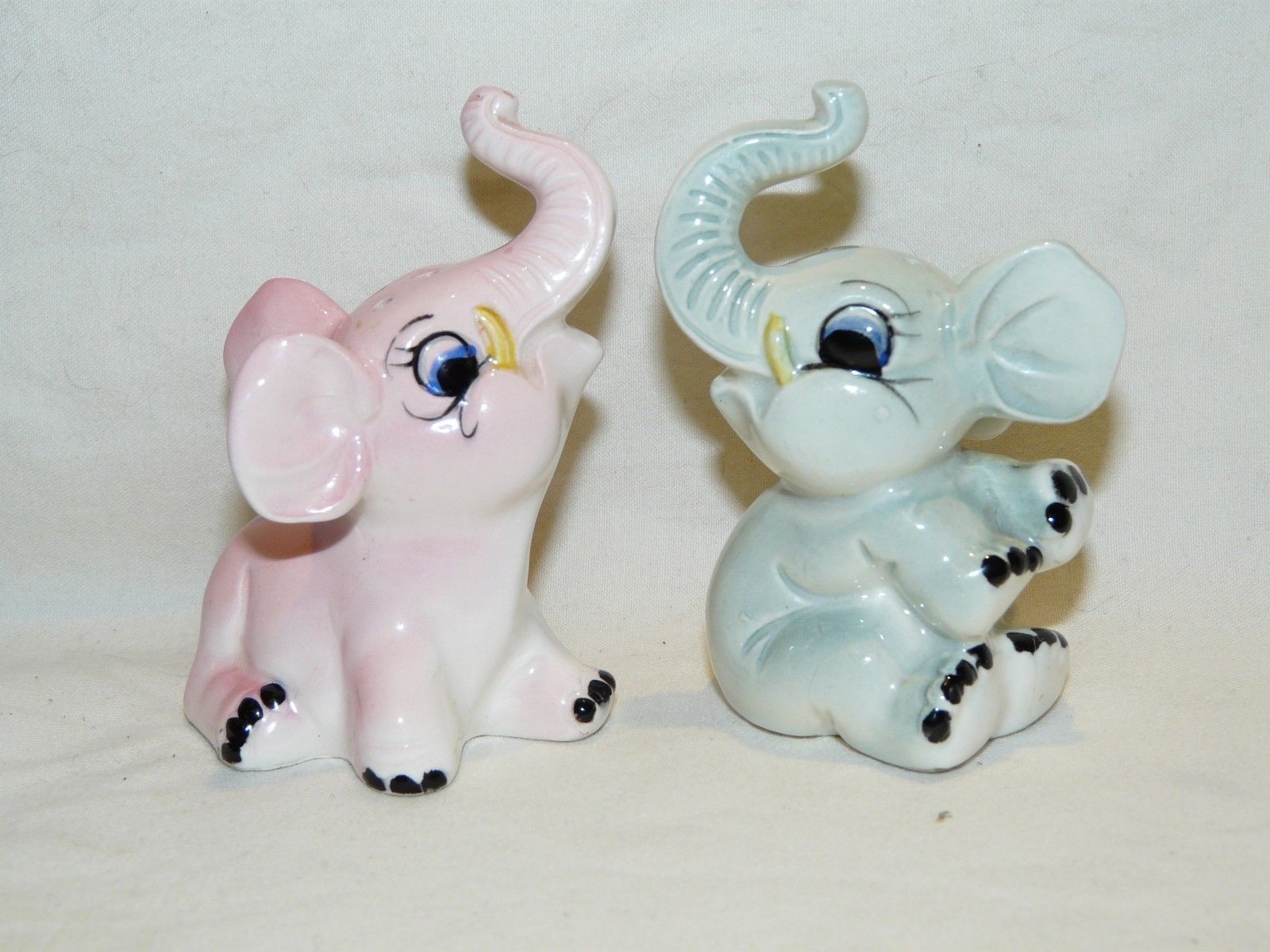 White Elephant Salt and Pepper Shakers Shaker Set, Japan Japanese