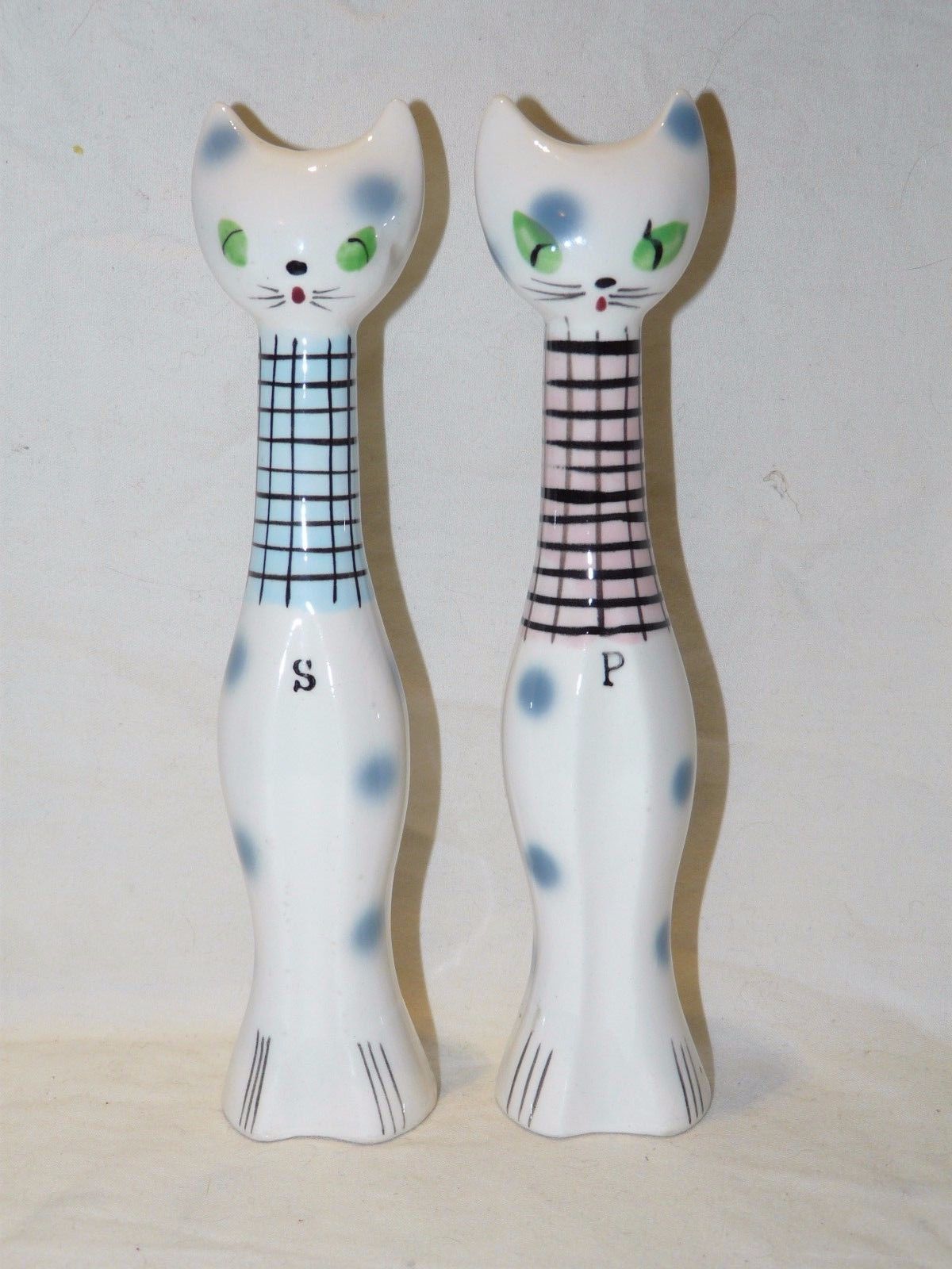 Vintage Cat Porcelain Salt Pepper Shakers 1950s Occupied Japan 
