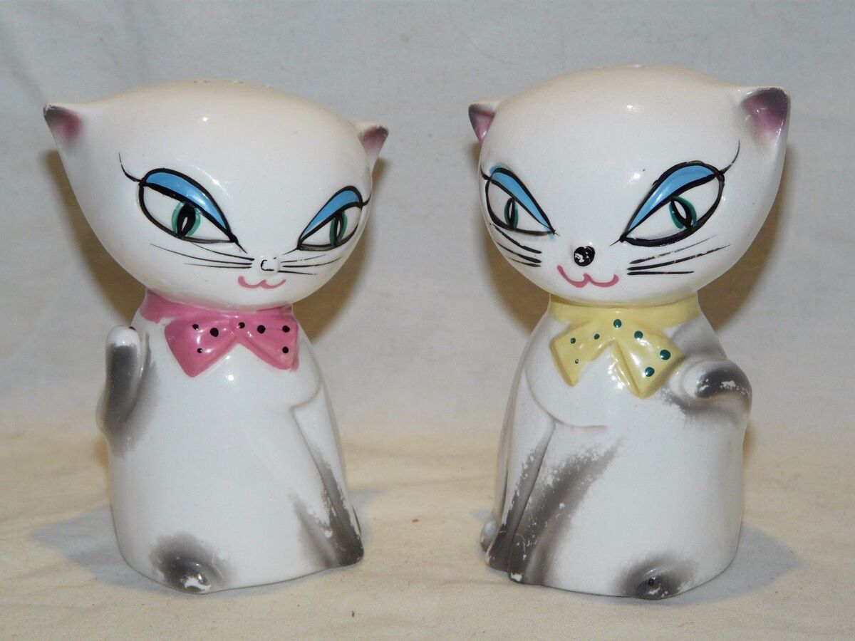 Big Mouth Meow Salt & Pepper Shaker Set