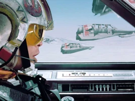 Luke leads Rogue Squadron