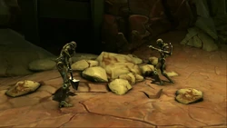 Республиканские дроиды-горняки с лопатой и киркой.