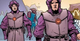 Альдераанская гвардия сопровождает  на .