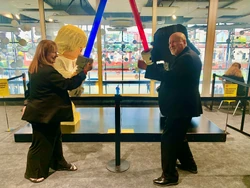 Ребекка Места и Кевин Андерсон (2022)