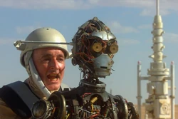 Энтони Дэниелс и марионетка C-3PO