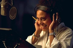 Cree Summer mic