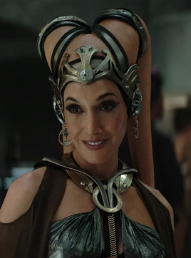 Garsa Fwip Harpers Bazaar