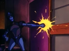 BL-17 разбивает замок