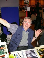 Bruce Boa autographs