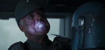 Капитан совершает самоубийство после допроса Бо-Катан Крайз