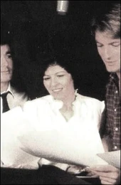 , Энн Сакс и  на записи радиопостановки