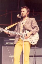 Ollie Halsall 1974.jpeg