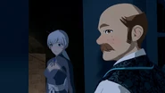 Klein helps Weiss escape.