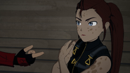 Sun makes up with Ilia by pinching her for revenge.