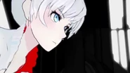 Wtrailer inconsistency no blood1.png (491 KB) (7) Her blood is gone