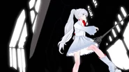 Wtrailer inconsistency no blood2.png (552 KB) (7) Blood is gone again