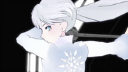 As Weiss twirls to slash the Giant Armor, no scar can be seen