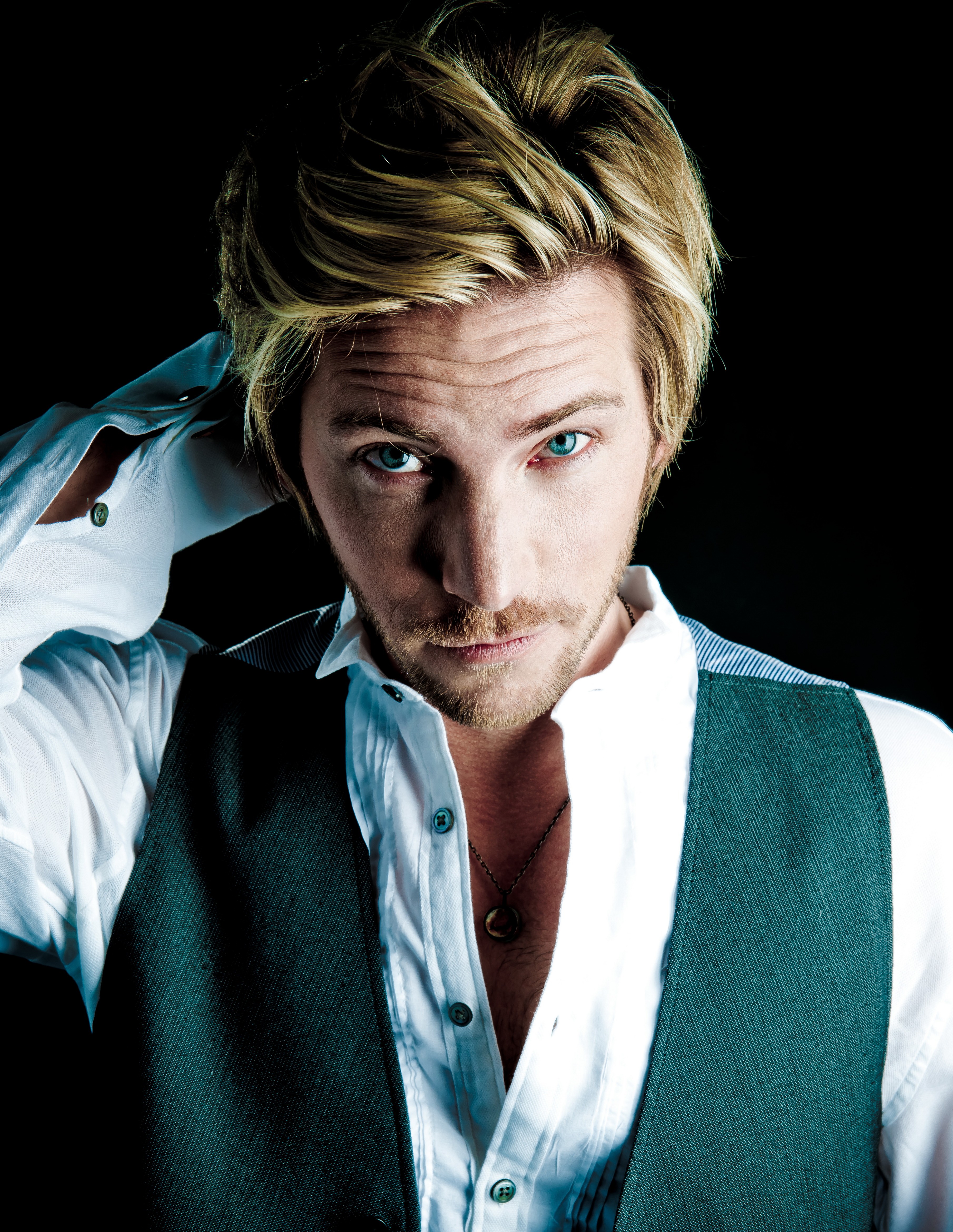 Gaming & anime voice actor Troy Baker is heading to FACTS!