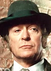 Michael Caine als Abberline