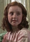 Sarah Aitchison als Sarah