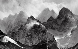 Ws Misty-Mountains 2560x1600.jpg