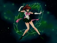 Pose habitual de Sailor Jupiter en el anime