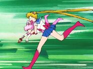 Sailor Moon rescues Sailor Chibi Moon