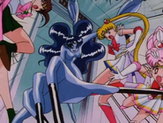 A Mirror Paredri attacks the Senshi