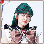 Mikako jako Sailor Pluto