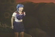 Mamani Wakayama as Ami Mizuno.