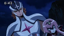 Kazuma esquiva a el puño de .