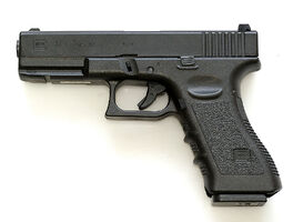 NR4 - Glock 17 in real life