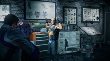 Robbing Rusty's Needle - clerk with raised hands in Saints Row IV