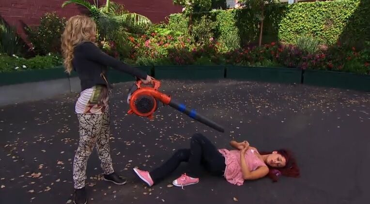 Sam and cat pilot full episode best sale