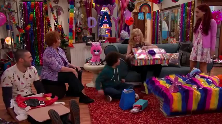 sam and cat emily skinner