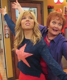 Jennette and Maree doing a scene - Ta Da