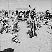 220px-Crowdance