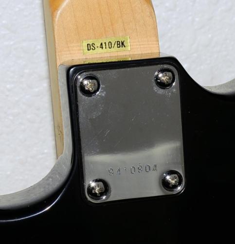 samick guitar serial number check