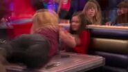 Sam and Cat My Poober PROMO.mp4 000024891