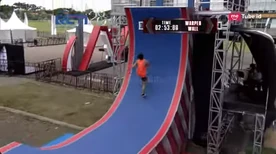 SASUKE Ninja Warrior Indonesia 2's Warped Wall in Challenge Stage